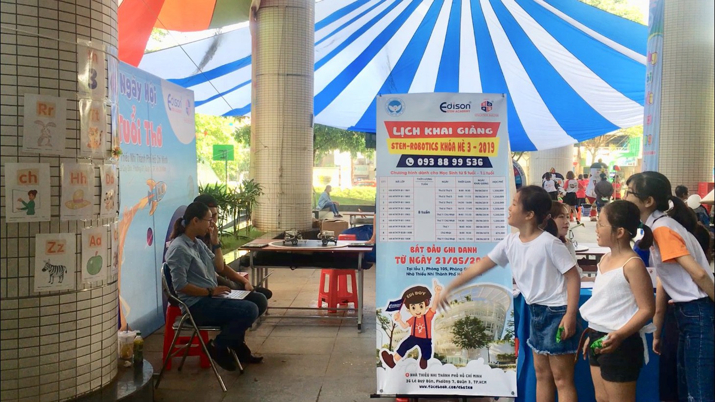 TP.HCM khởi động chiến dịch tình nguyện hè, kết nối yêu thương - Ảnh 3.
