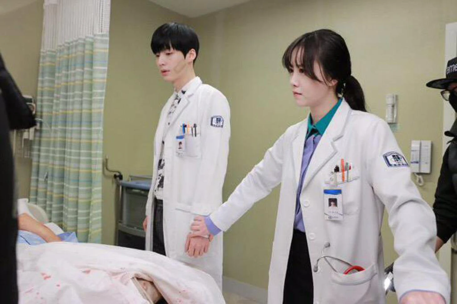 Goo Hye Sun và Ahn Jae Hyun chia tay: Anh phải về xin lỗi mẹ tôi - Ảnh 3.