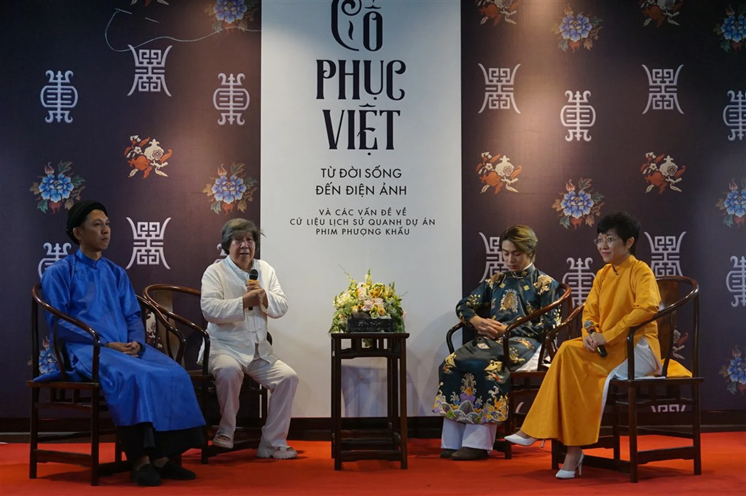 Phượng Khấu sẵn sàng nhận tranh cãi về trang phục xưa trong phim - Ảnh 2.