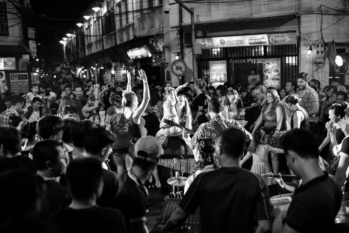 Hà Nội đáng sống thế nào trong mắt người Hà Nội? - Ảnh 5.