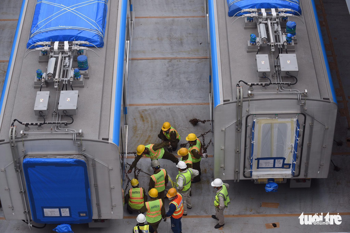 Tàu metro số 1 Bến Thành - Suối Tiên cập cảng Khánh Hội - Ảnh 3.
