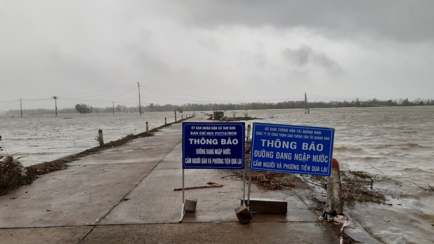 Mưa lớn, nước sông dâng quá nhanh, Quảng Nam lại ngập sâu - Ảnh 3.