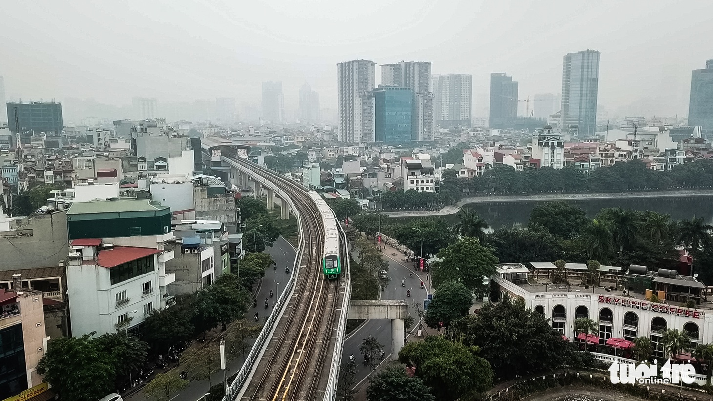 Ngắm đoàn tàu lần đầu chạy thử toàn tuyến trên đường sắt Cát Linh - Hà Đông - Ảnh 2.
