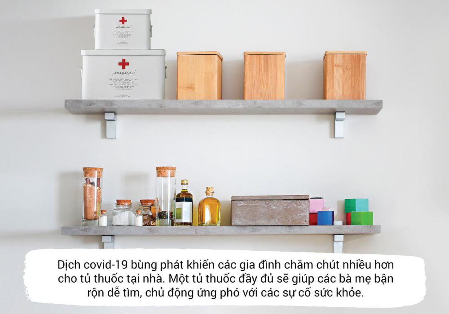 Những thứ không thể thiếu trong ‘tủ thuốc gia đình’ để phòng virus - Ảnh 1.