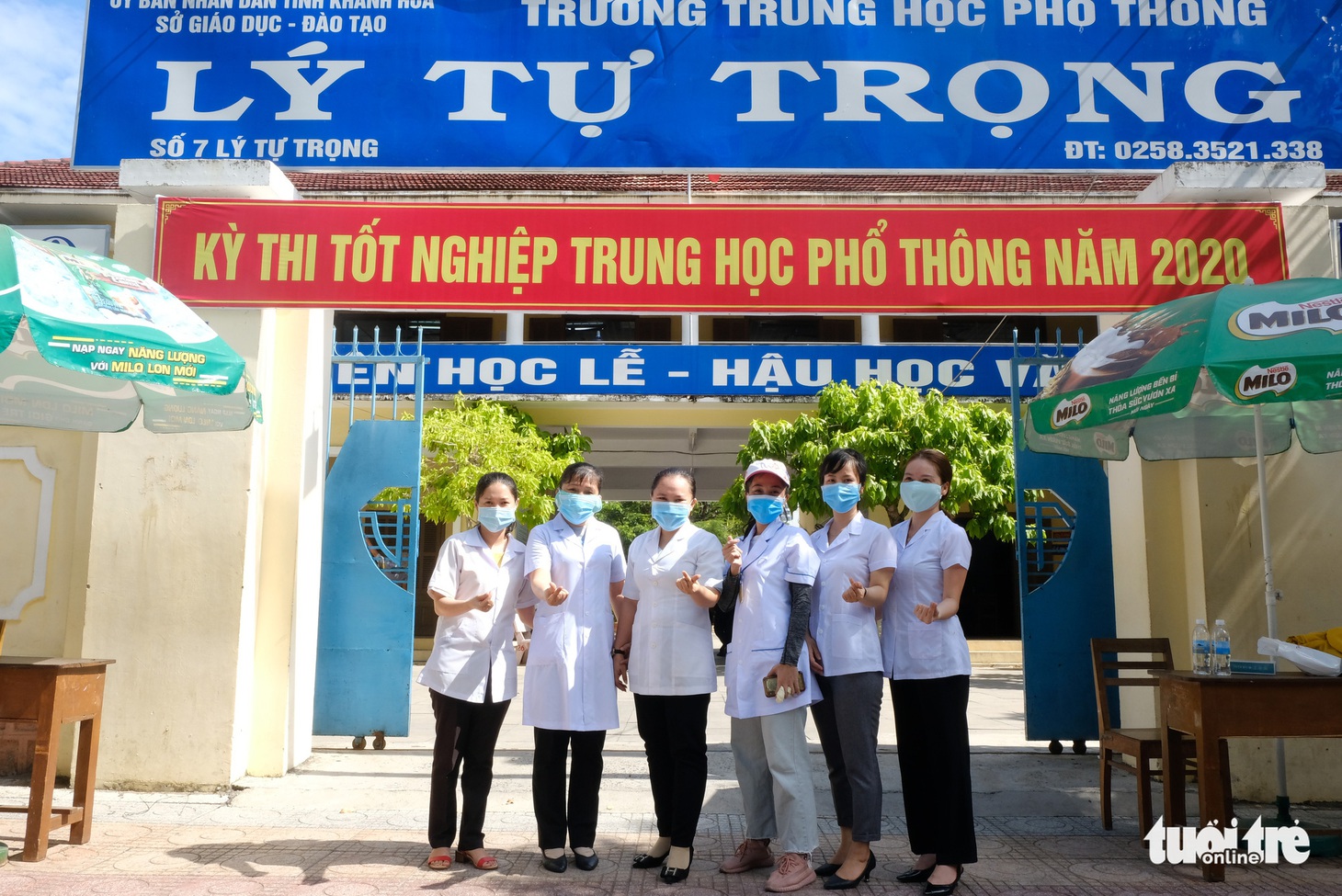 Những chiến sĩ áo trắng hỗ trợ thi tốt nghiệp THPT 2020 - Ảnh 14.