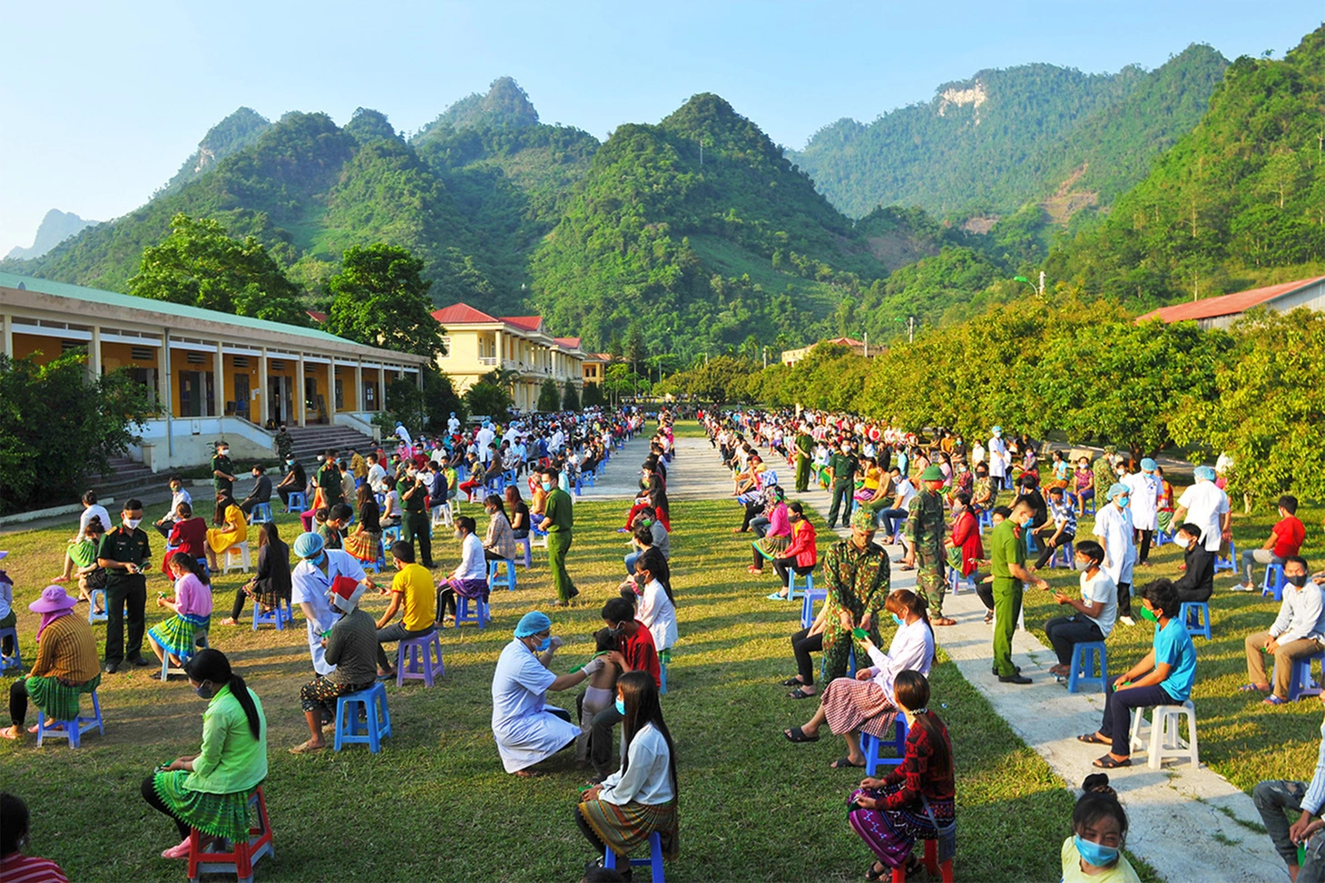 Nguyễn Á đam mê nhiếp ảnh đến cùng - Ảnh 2.
