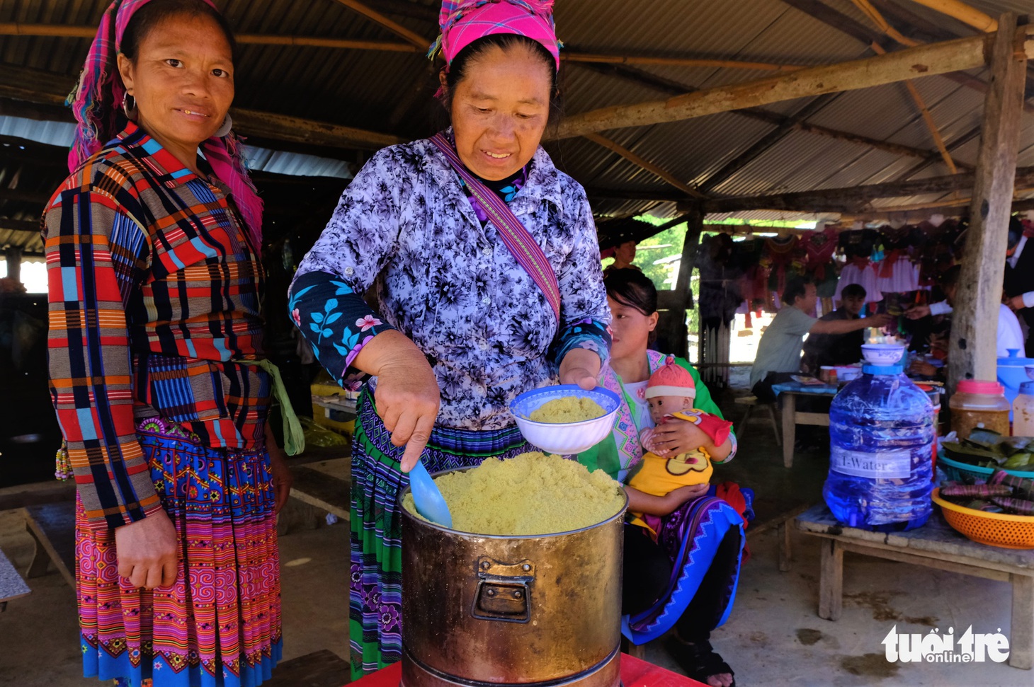 Chợ phiên Tây Bắc giữa lòng Tây Nguyên - Ảnh 6.