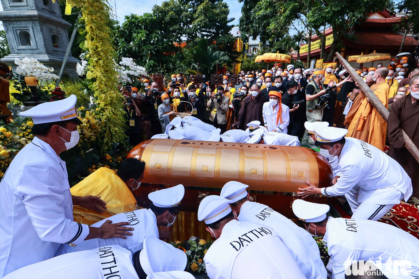 Tăng ni, phật tử cung nghinh Hòa thượng Thích Phổ Tuệ về cõi niết bàn - Ảnh 11.