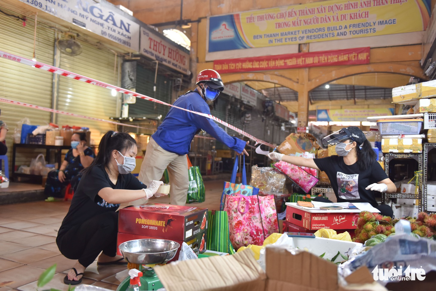 Hình ảnh chợ Bến Thành hoạt động trở lại - Ảnh 8.