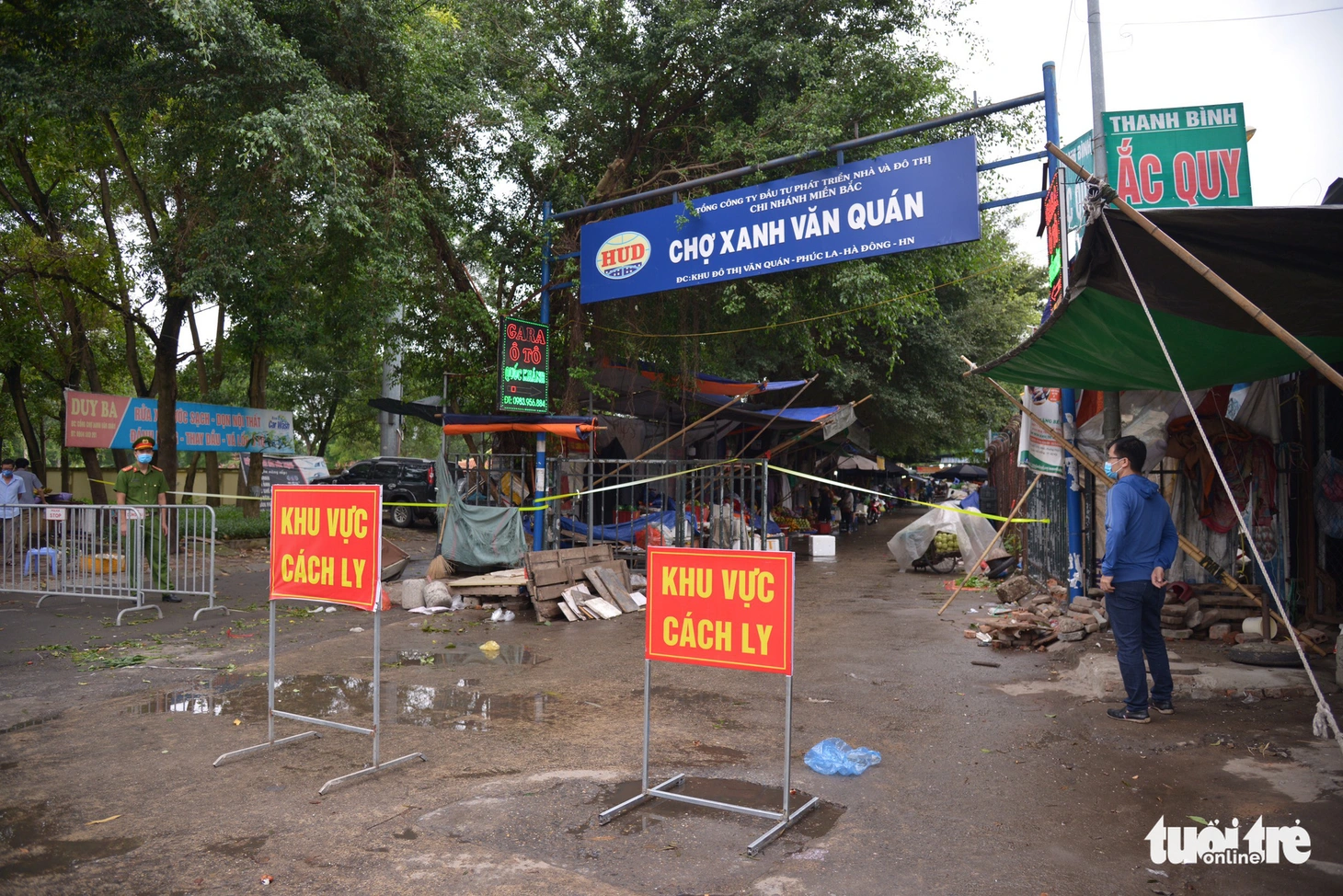 Hà Nội tạm phong tỏa chợ Xanh Văn Quán có liên quan ca COVID-19 - Ảnh 2.