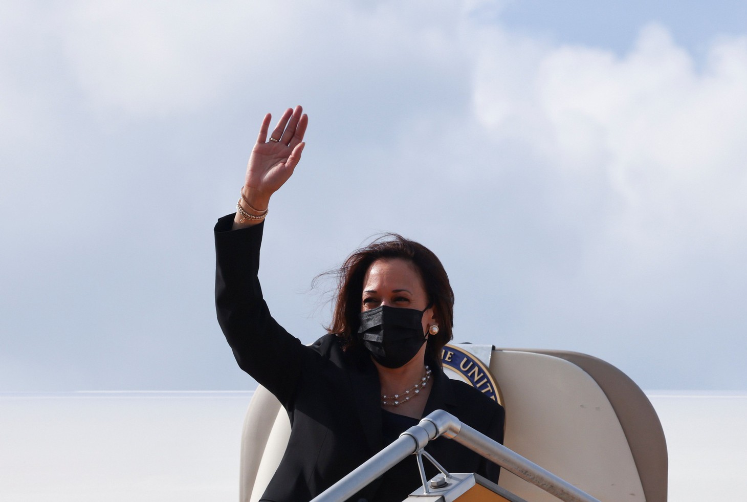 Những hình ảnh đáng nhớ của Phó tổng thống Mỹ Kamala Harris ở Việt Nam - Ảnh 15.