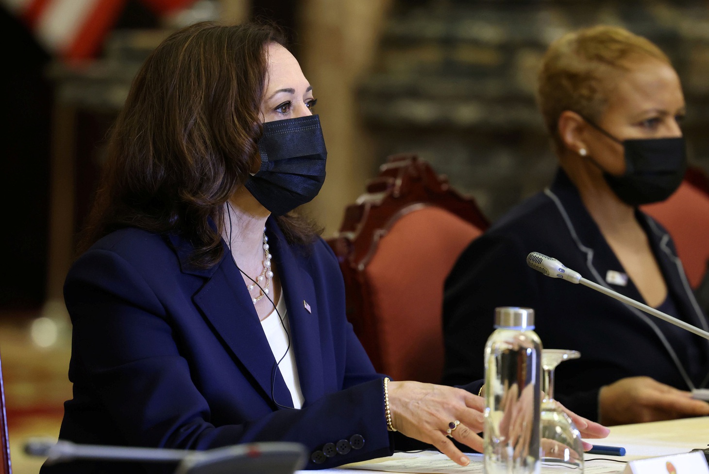 Những hình ảnh đáng nhớ của Phó tổng thống Mỹ Kamala Harris ở Việt Nam - Ảnh 4.