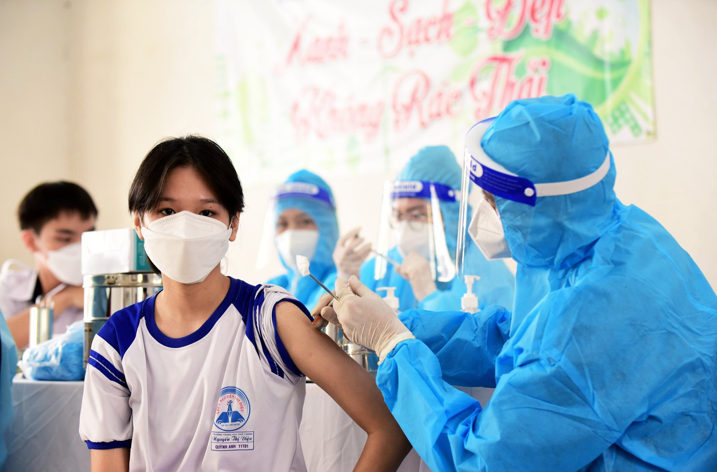 Tin sáng 9-4: Mưa gió biển động ngoài khơi Khánh Hòa đến Cà Mau; tập đoàn sản xuất kẹo trứng xin lỗi - Ảnh 1.