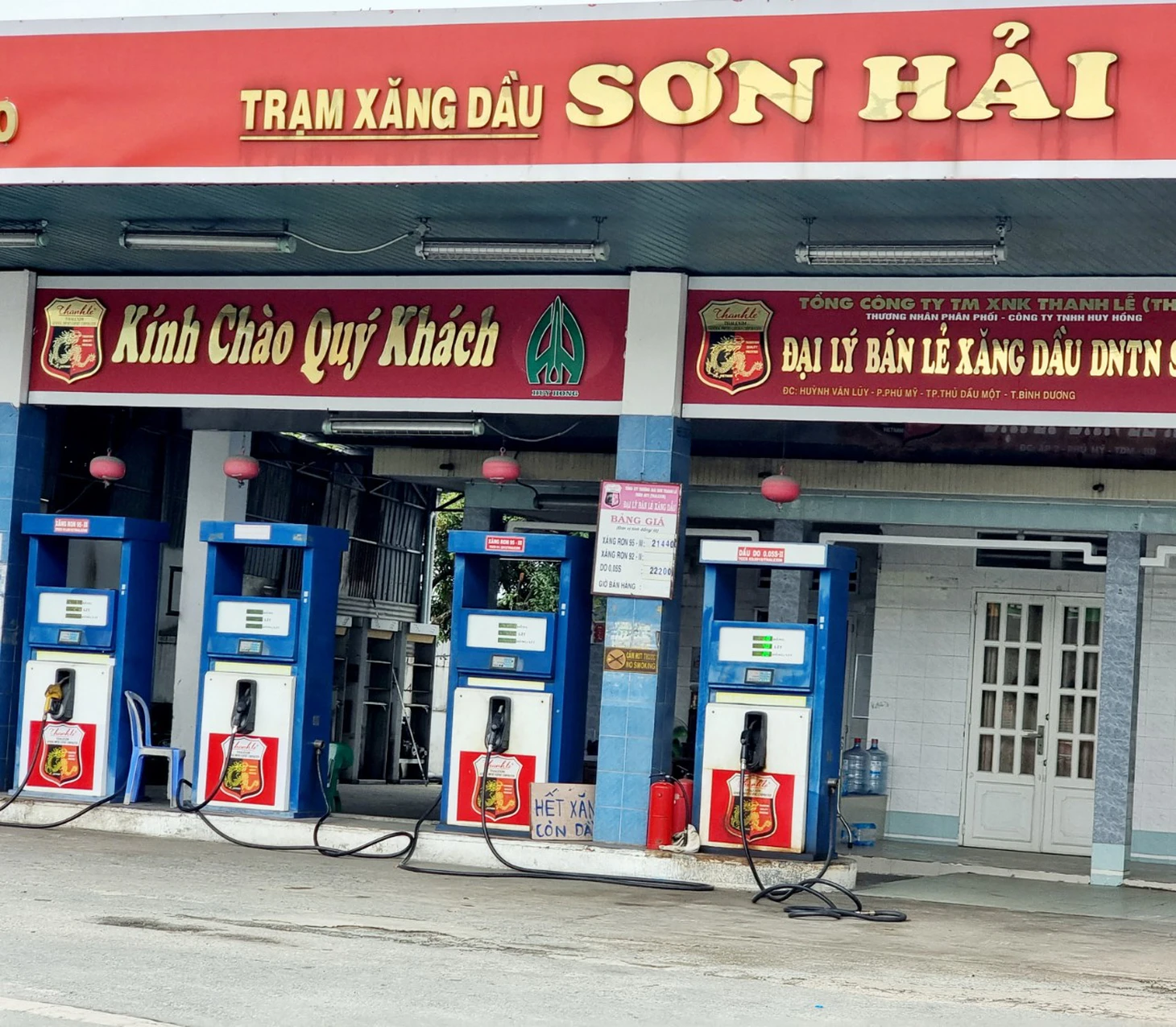 Bình Dương chật vật vì hàng loạt cây xăng treo biển hết hàng, chờ hoàn thiện pháp lý… - Ảnh 10.