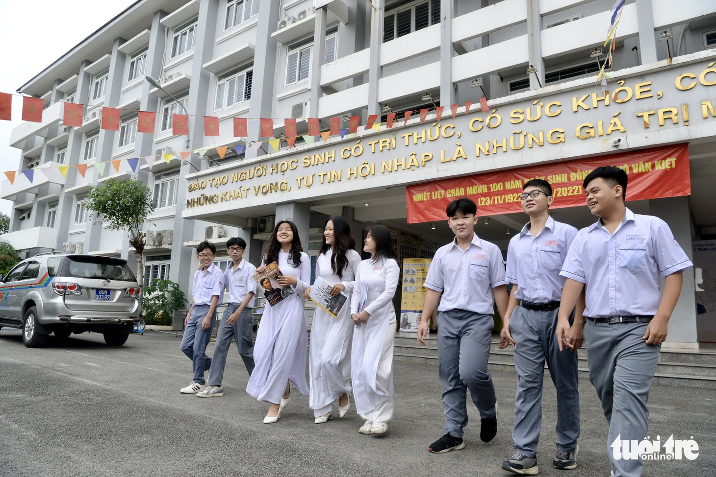Chuyện truyền lửa ở ngôi trường mang tên cố Thủ tướng Võ Văn Kiệt - Ảnh 1.