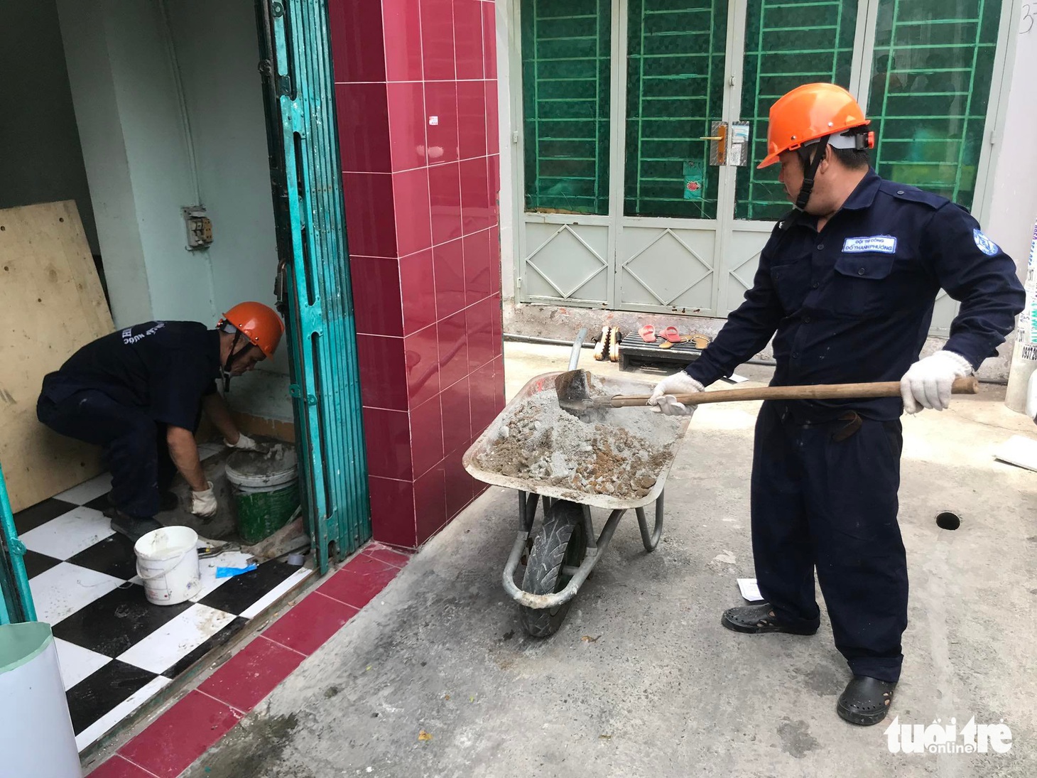 Tin sáng 25-11: Giá heo thấp kéo dài, người chăn nuôi ra sao? 5 triệu dân TP.HCM đã có CCCD gắn chip - Ảnh 3.