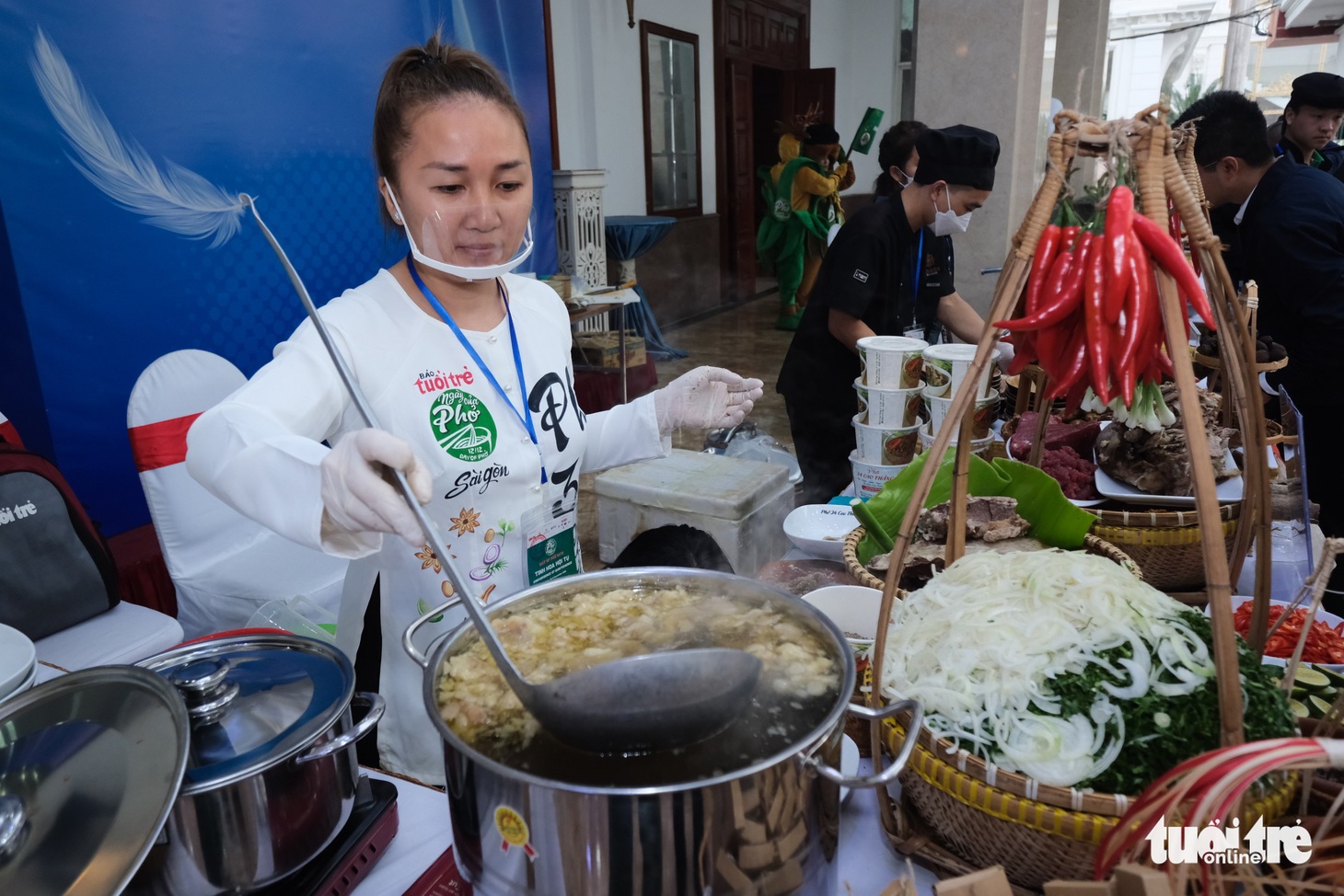 Phía sau những tô phở trong Gala Ngày của phở - Ảnh 3.