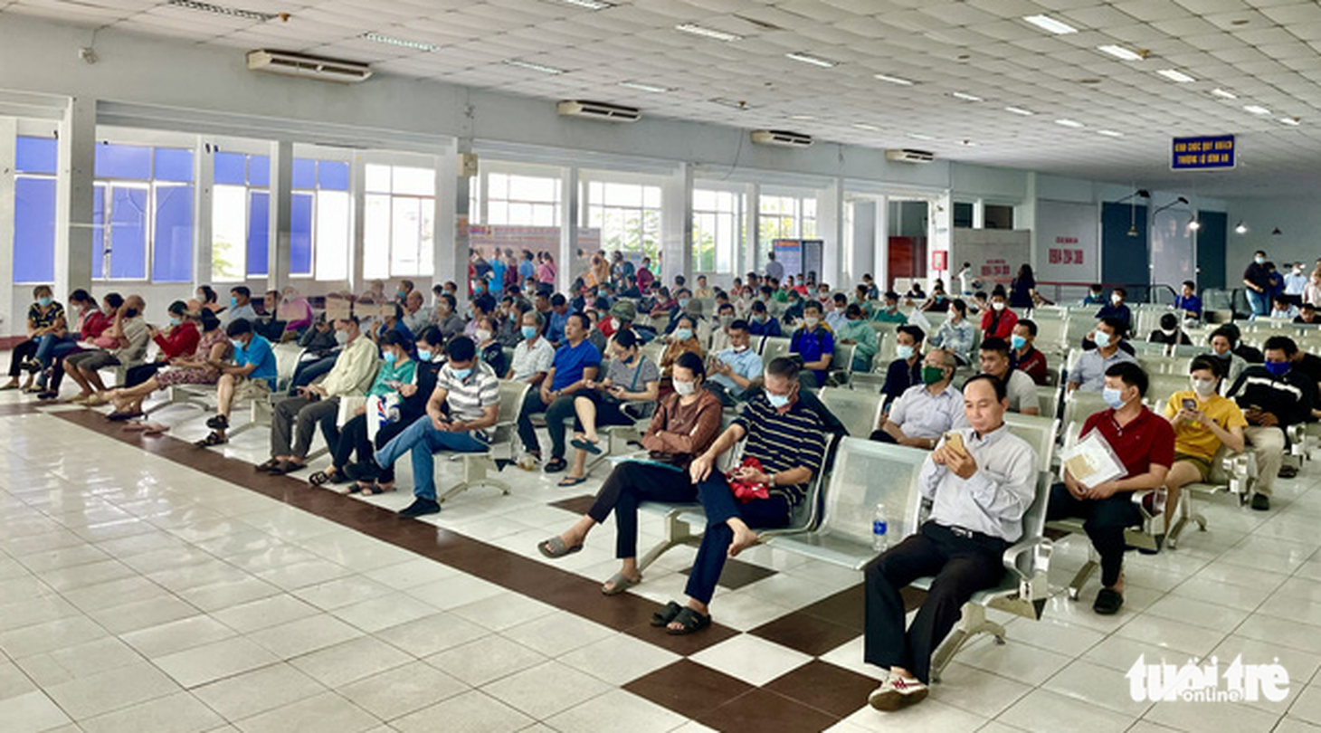 Tin tức sáng 16-12: Tết dương lịch thêm tàu đi Phan Thiết; Kêu gọi dân mang rác lên... phường - Ảnh 1.