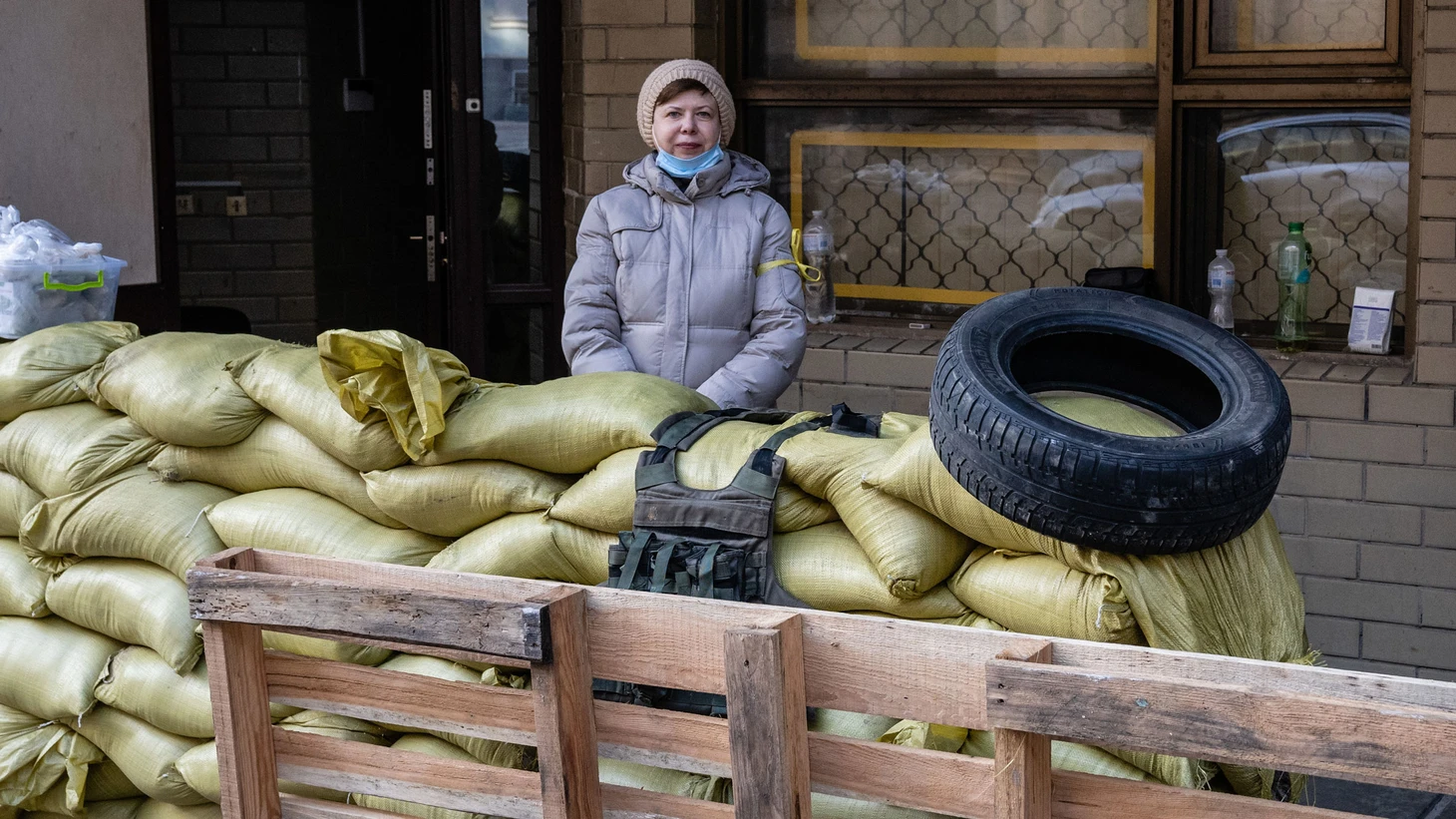 Kiev những ngày khói lửa trong ống kính nhiếp ảnh gia Mỹ - Ảnh 5.
