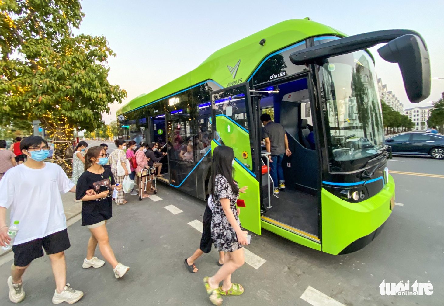 Làn gió mới với buýt điện - Ảnh 1.