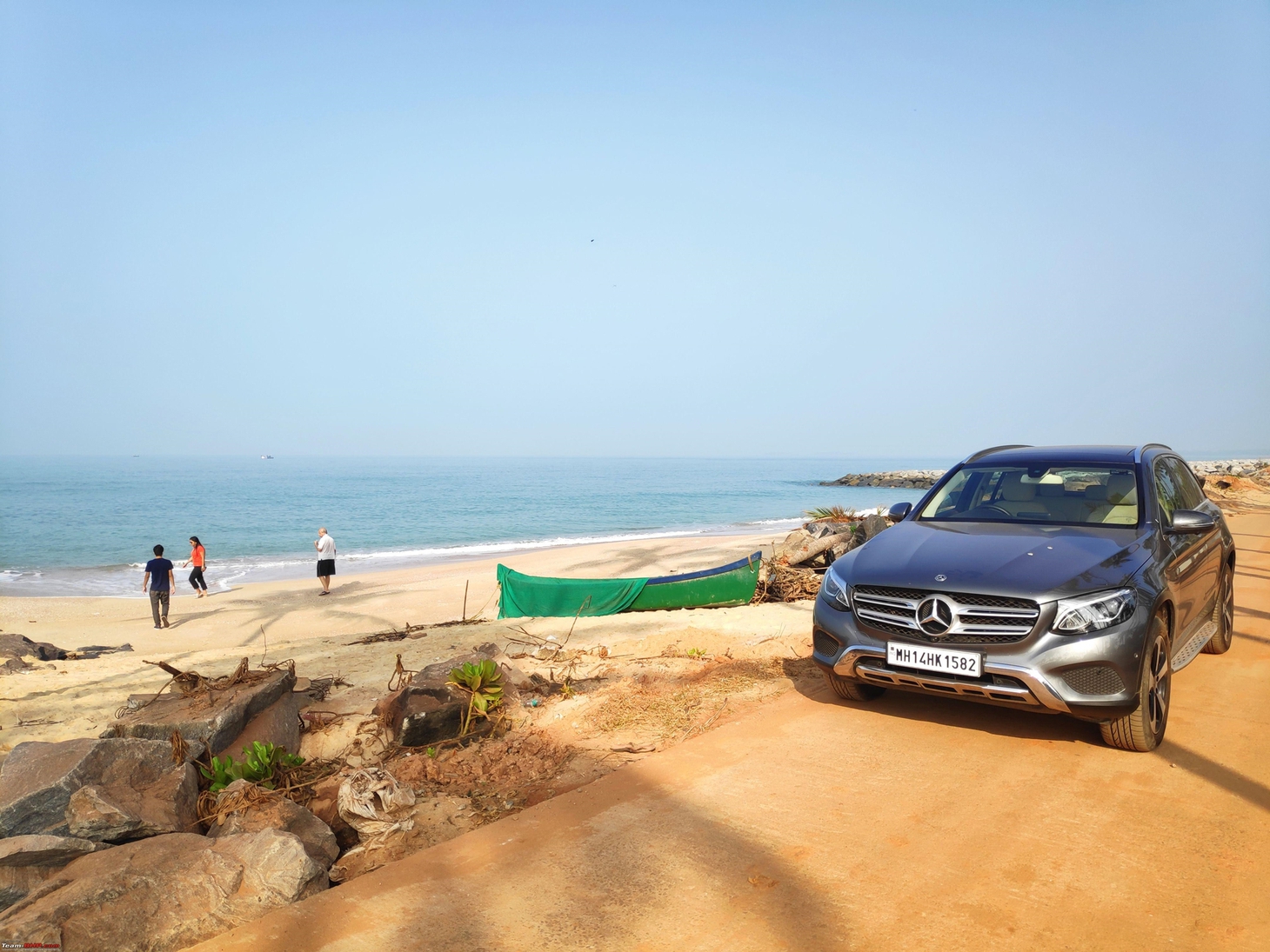 BMW ghế sau khó chịu, Audi, Volvo ‘đội giá’, chủ xe chốt ngay Mercedes-Benz GLC - Ảnh 3.
