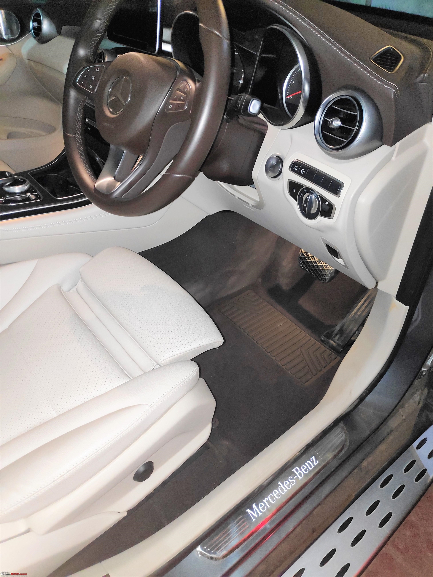 BMW ghế sau khó chịu, Audi, Volvo ‘đội giá’, chủ xe chốt ngay Mercedes-Benz GLC - Ảnh 9.