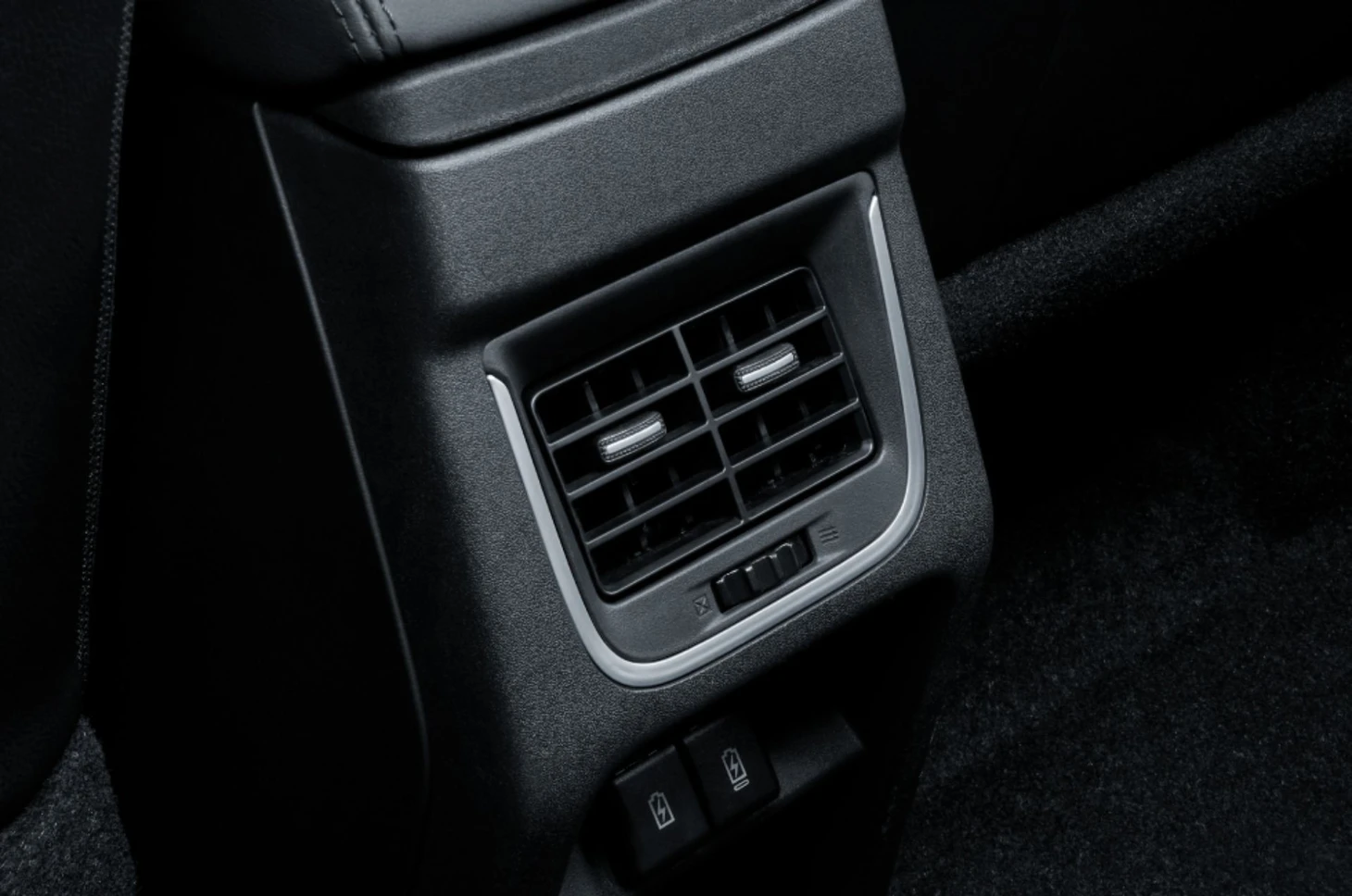 Toyota Cruiser Hyryder hybrid - SUV mới cạnh tranh Hyundai Creta - Ảnh 12.