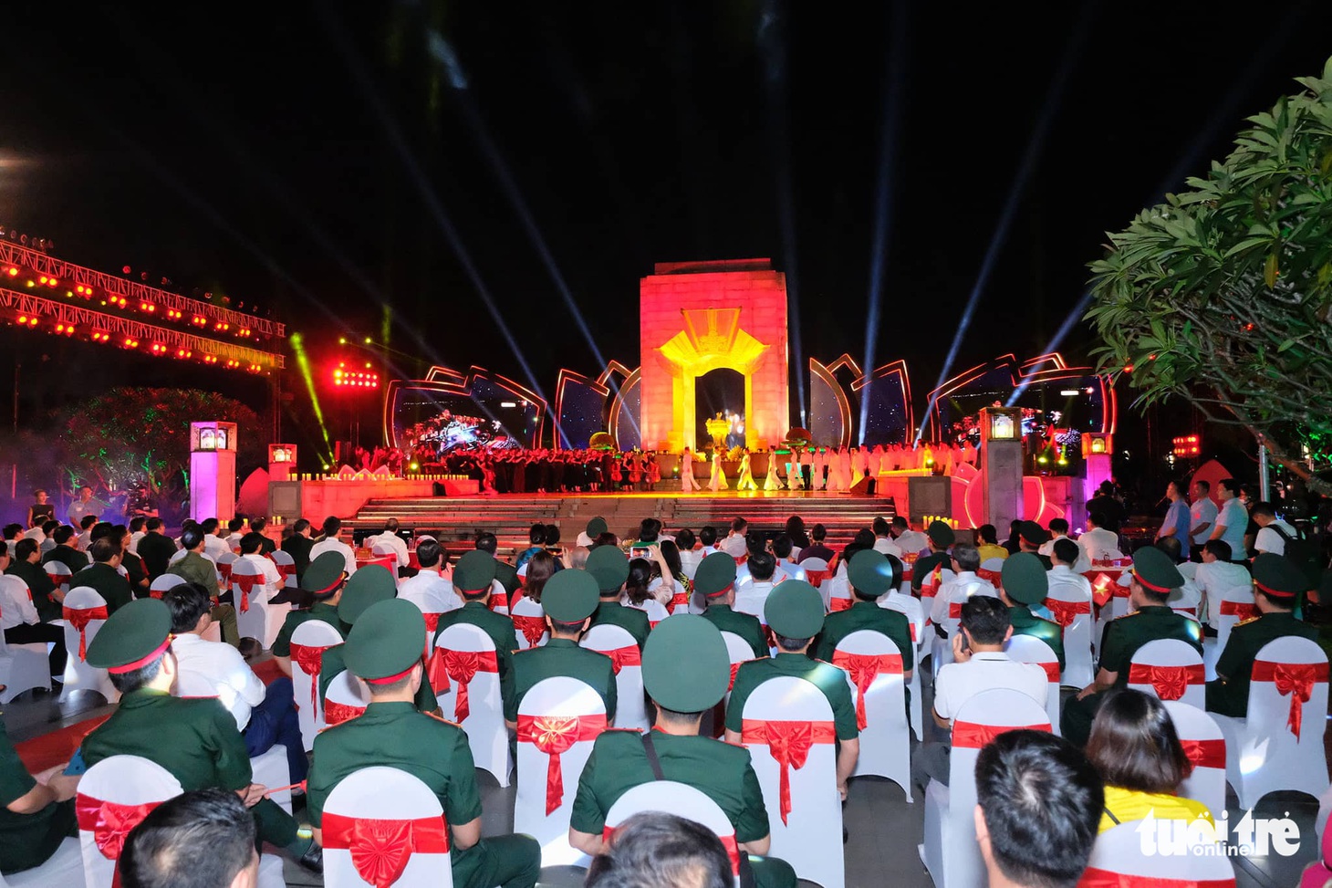 6 điểm cầu truyền hình trực tiếp chương trình nghệ thuật Khúc tráng ca hòa bình’ - Ảnh 4.