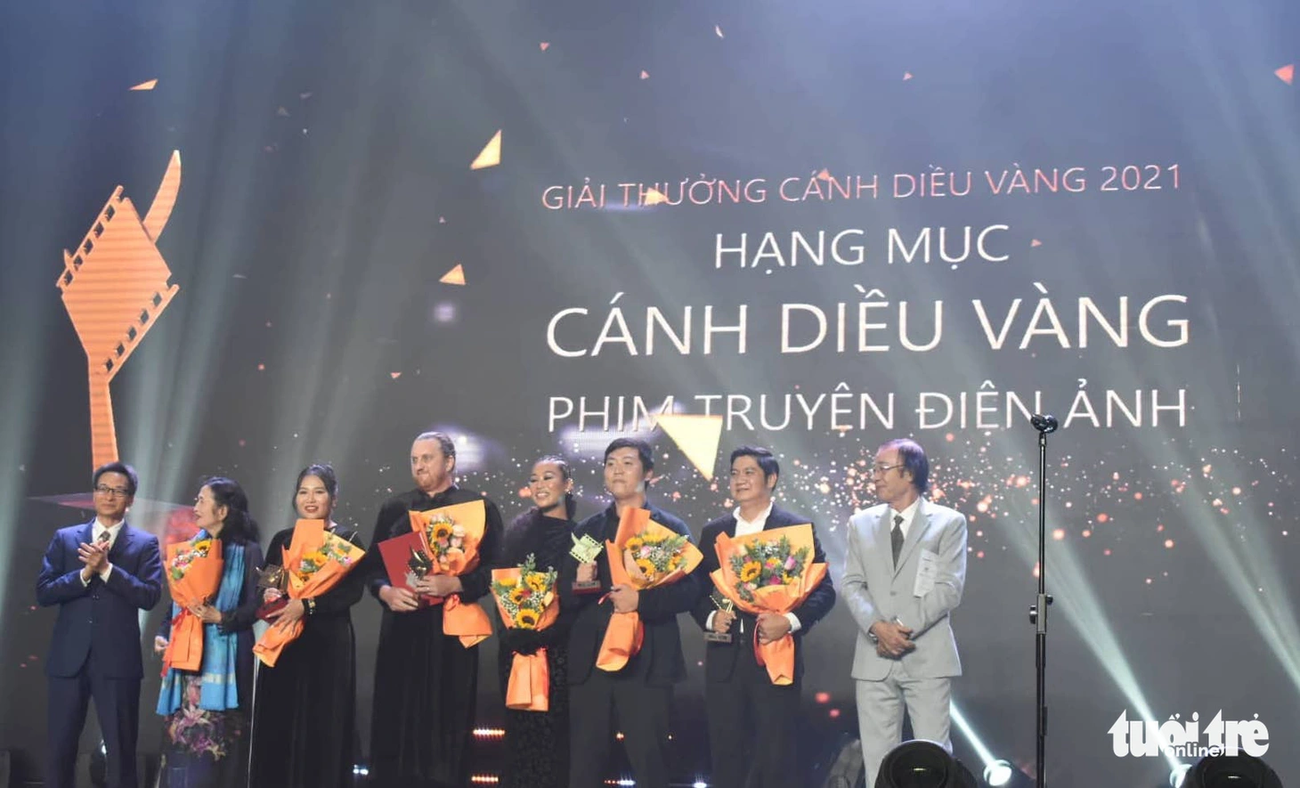Đêm tối rực rỡ đoạt Cánh diều vàng 2021: Chống bạo hành để chữa lành cho xã hội - Ảnh 1.