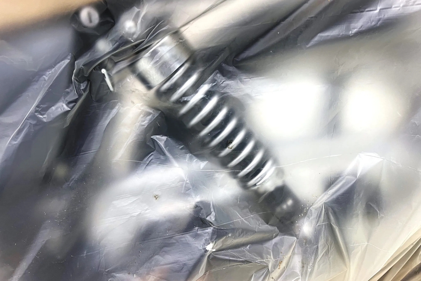 Mô tô Yamaha chưa đập hộp 41 năm, giá lên gần 200 triệu đồng - Ảnh 10.