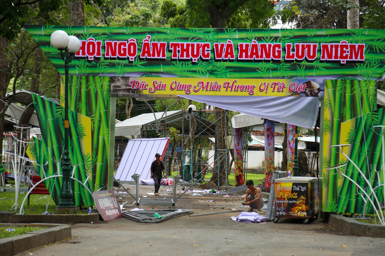 Tất bật chuẩn bị Hội hoa xuân Quý Mão 2023 ở công viên Tao Đàn - Ảnh 7.