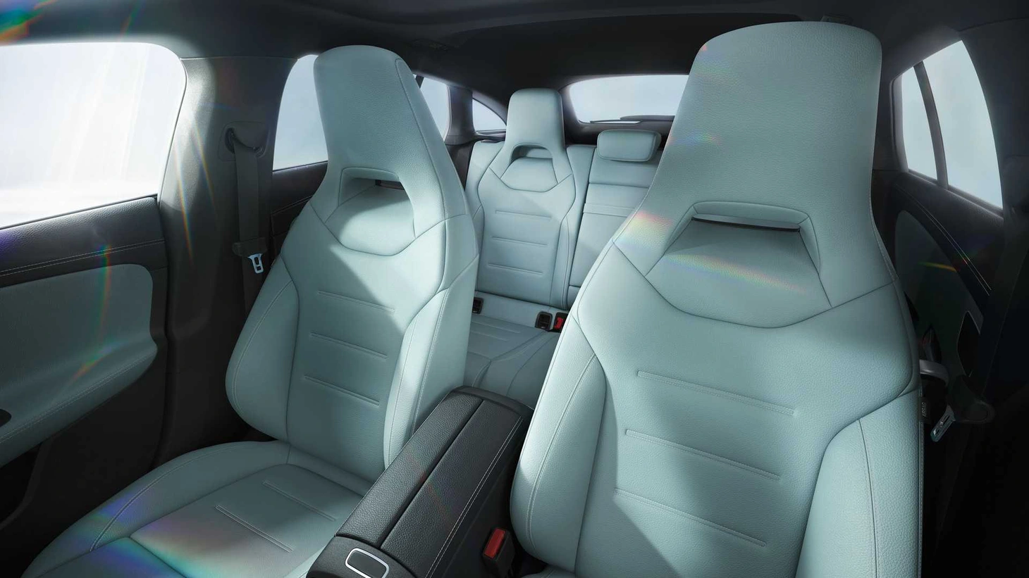 Ra mắt Mercedes-Benz CLA 2023: Tinh chỉnh nhẹ thiết kế và thêm công nghệ - Ảnh 7.
