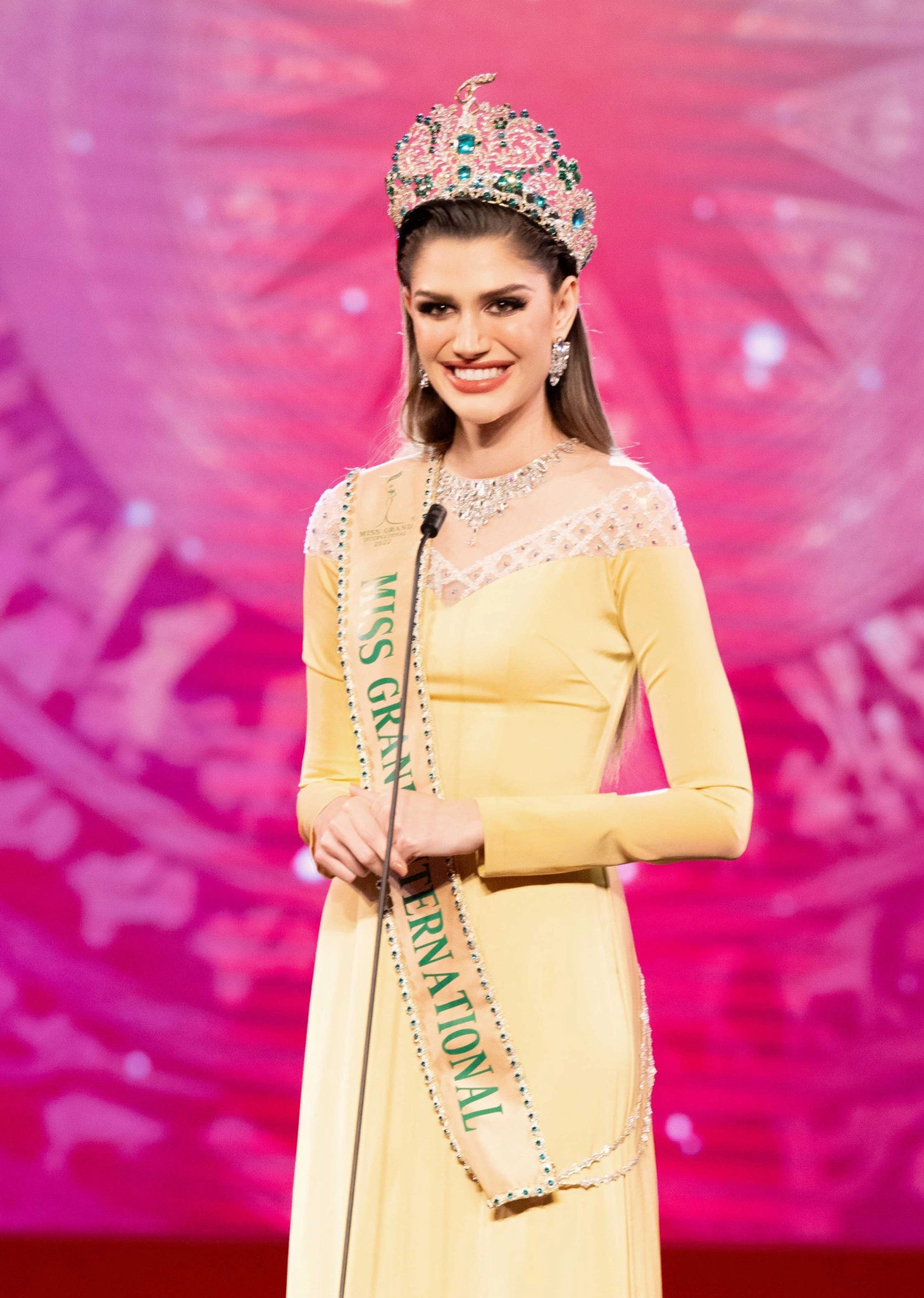 Miss Grand International Isabella Menin trong một sự kiện ở Việt Nam - Ảnh: BTC