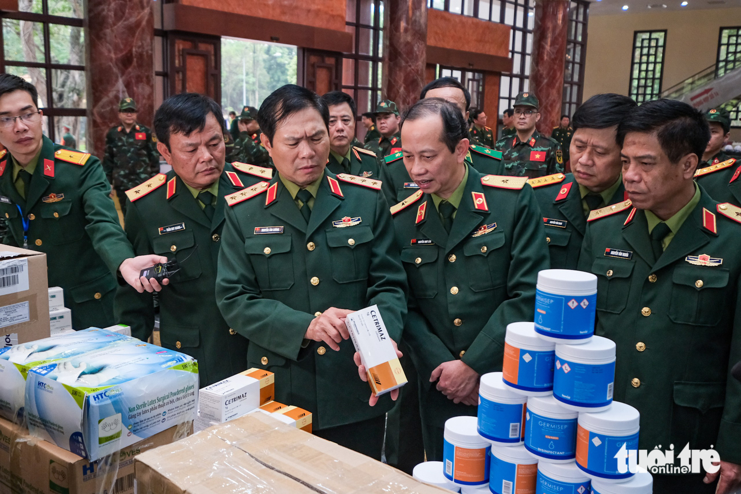 Em ở nhà, chăm sóc gia đình. Anh đi Thổ Nhĩ Kỳ làm nhiệm vụ - Ảnh 4.