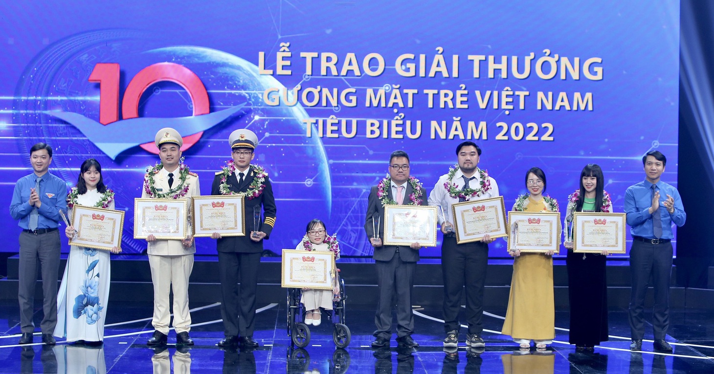 Gương mặt trẻ Việt Nam tiêu biểu nuôi em nhỏ vùng cao - Ảnh 4.