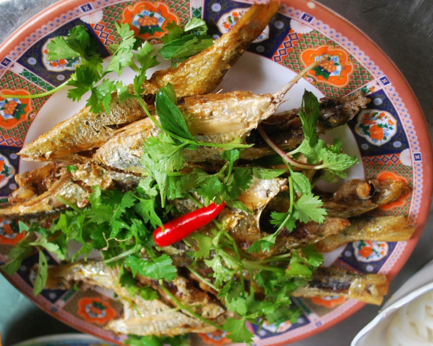 Cá mòi hương vị khỏi chê, chiên giòn nhắm rượu là mê ly liền - Ảnh 5.