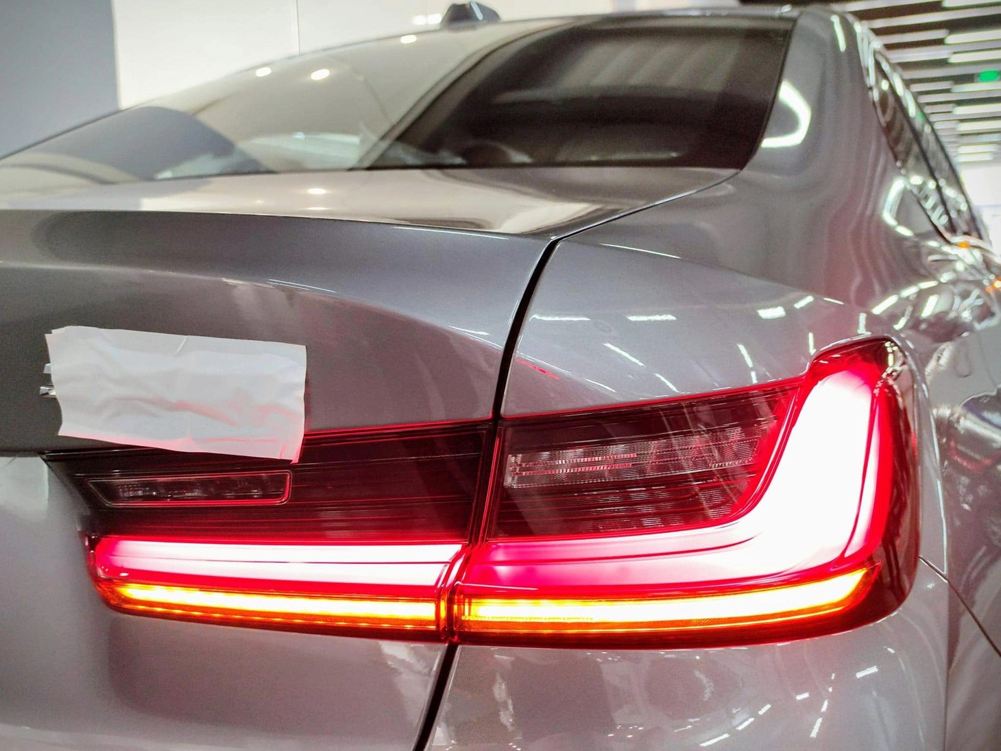 BMW 3-Series bản full gần 1,9 tỉ: Có trang bị lần đầu xuất hiện, vẫn thua C-Class - Ảnh 14.