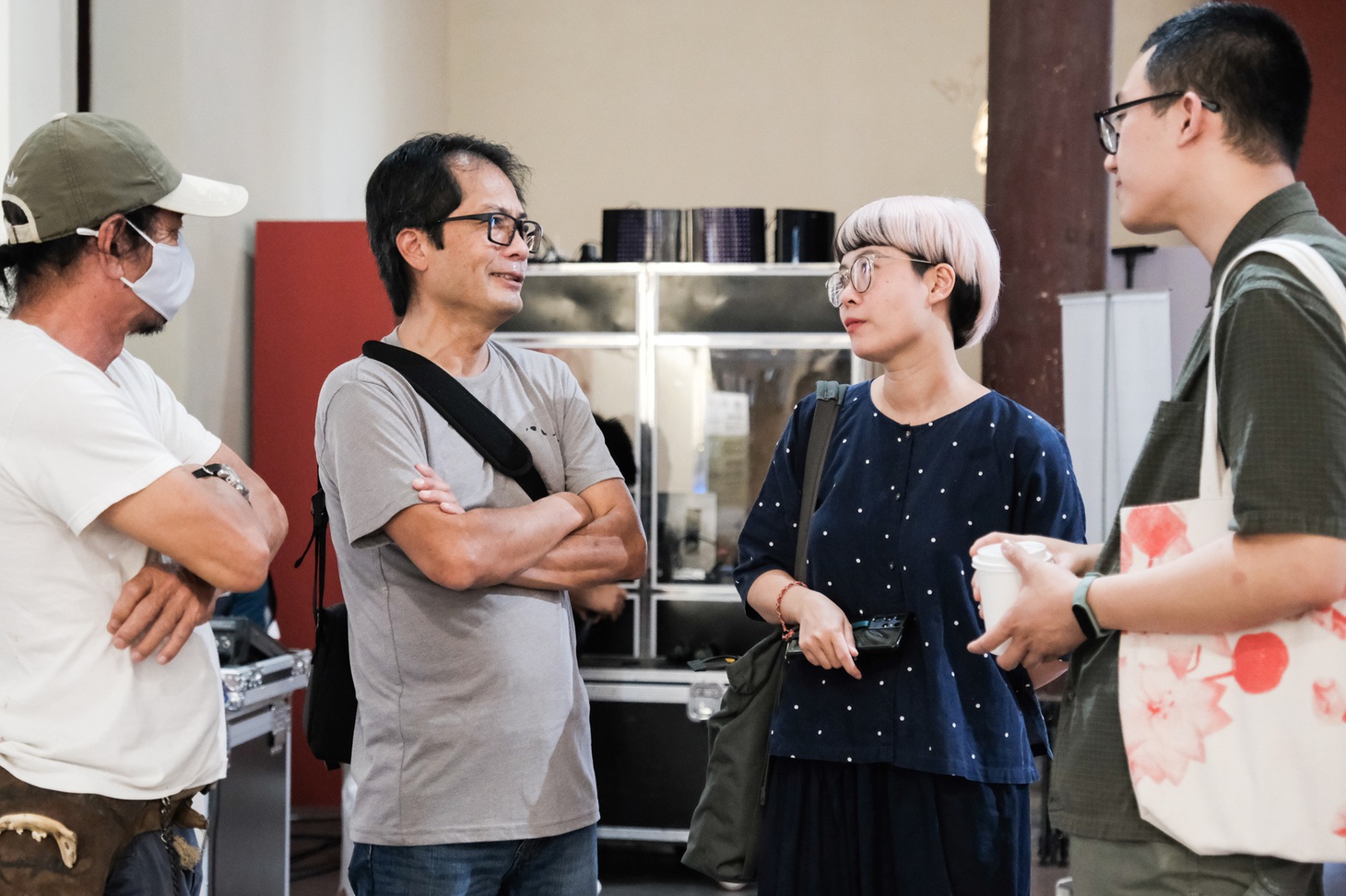 Hà Nội - Một thành phố trong nhiếp ảnh - Ảnh 2.