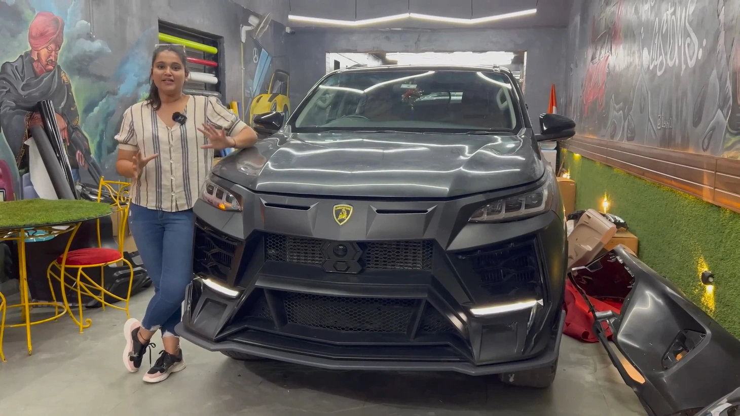 Cô nàng chi 50 triệu đồng độ Toyota Fortuner phong cách Lamborghini Urus - Ảnh 1.