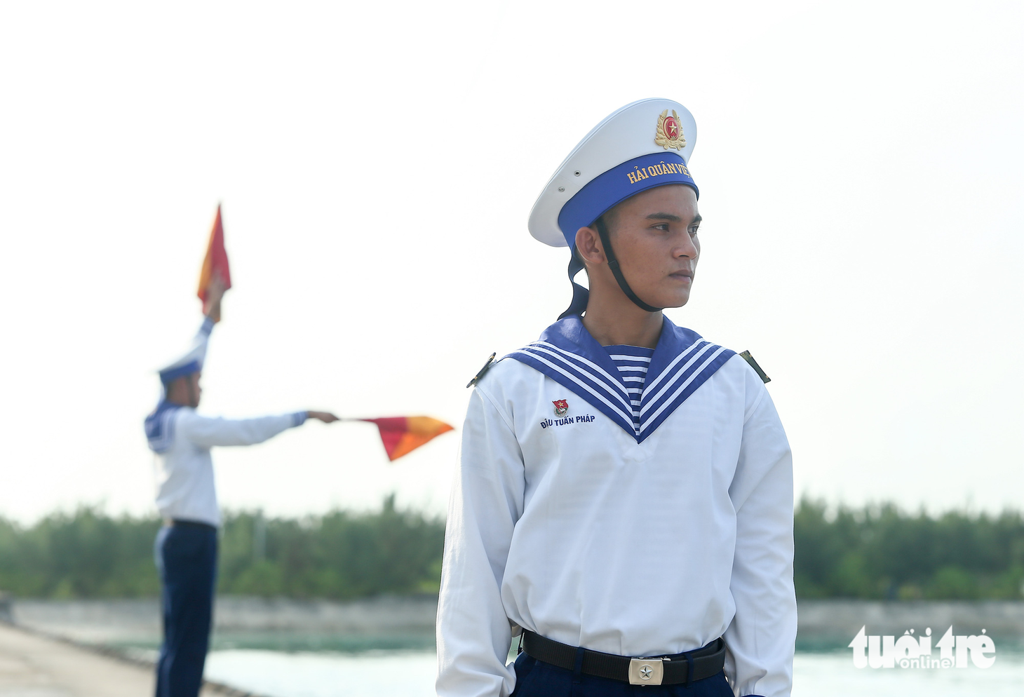 Mong các đoàn ra thăm anh em ở Trường Sa và nhà giàn nhiều hơn - Ảnh 12.