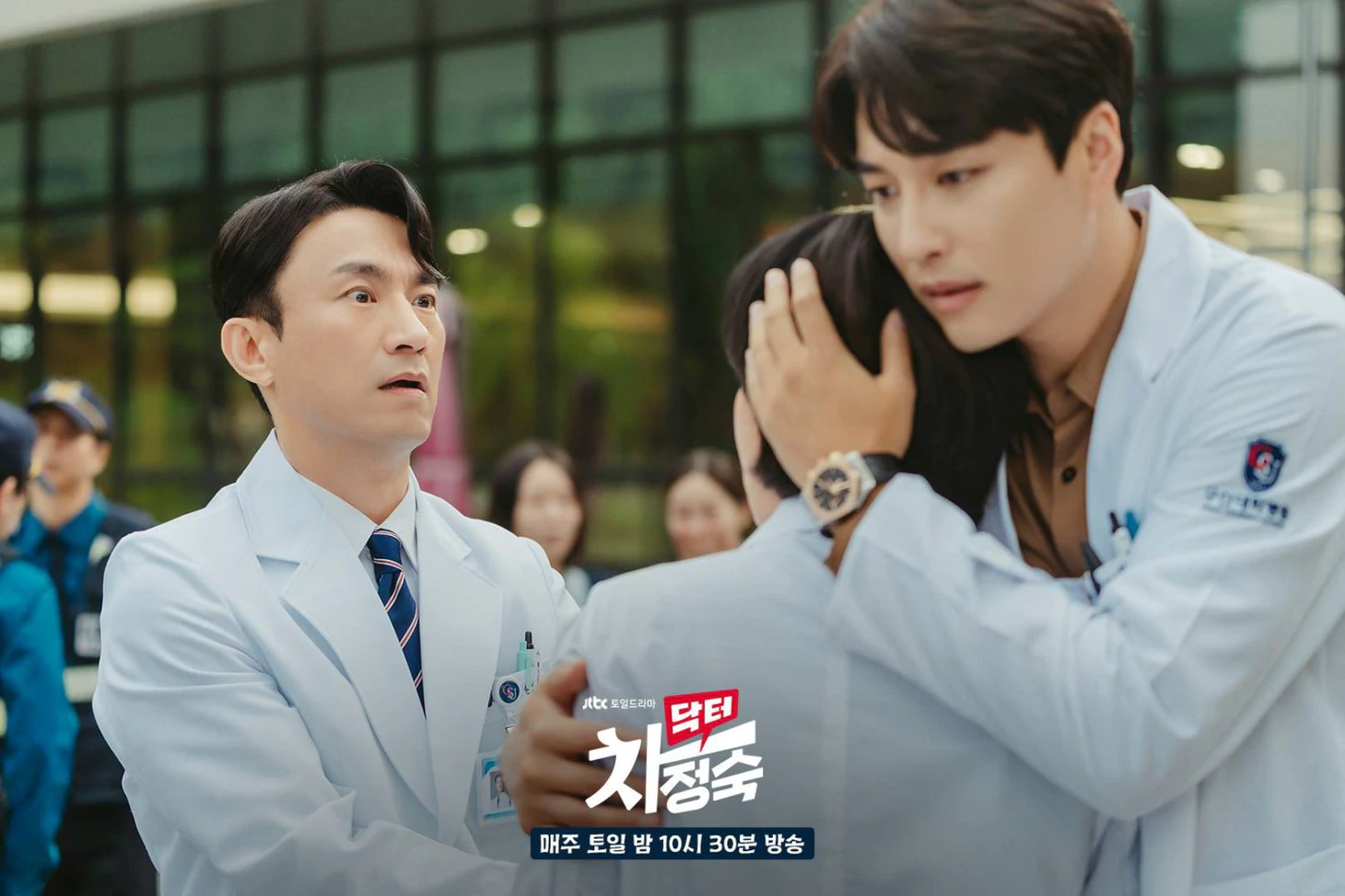 Doctor Cha: Ngoại tình mà không ức chế, đánh ghen chất như nước cất - Ảnh 1.