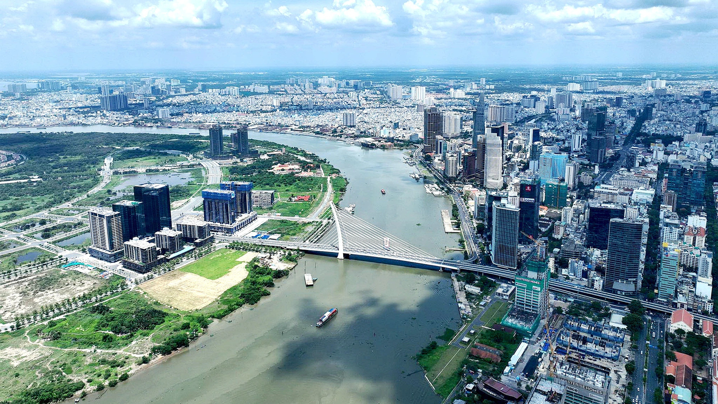 TP.HCM đứng trước cơ hội với nhiều chính sách vượt trội là động lực thúc đẩy kinh tế - xã hội phát triển bền vững - Ảnh: HÀ PHƯƠNG