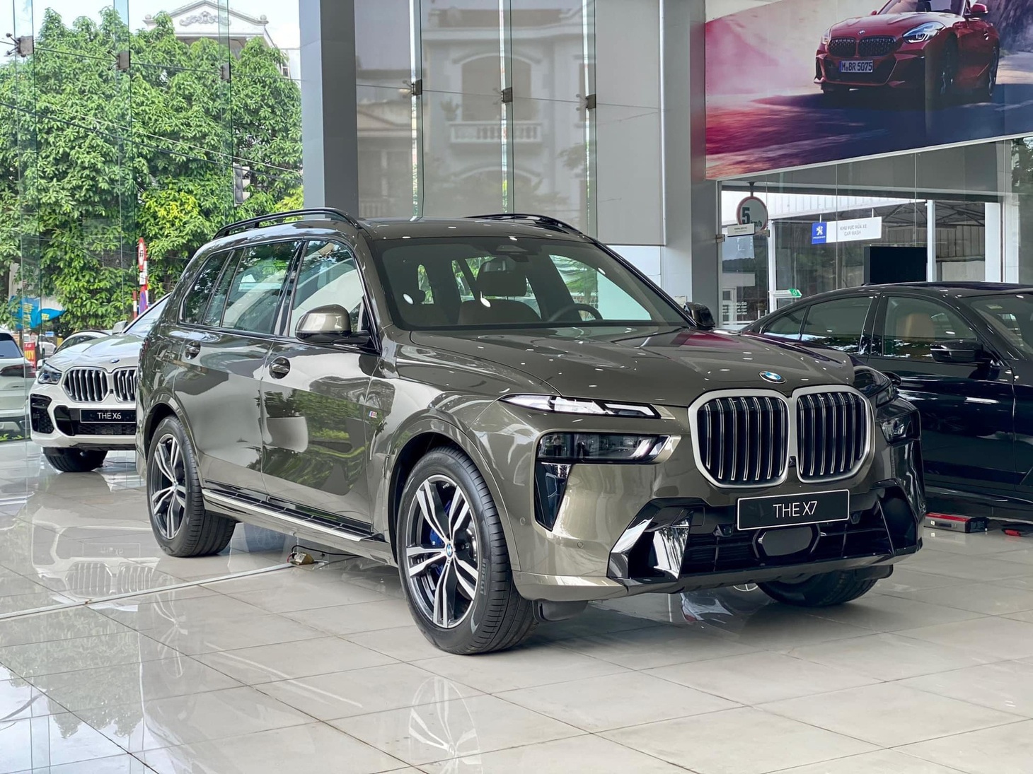 Không chỉ có SUV lắp ráp trong nước như X3, X5 mà ngay cả SUV nhập khẩu có giá cao như BMW X7 cũng được nhà phân phối giảm giá mạnh đợt này - Ảnh: Đại lý BMW/Facebook
