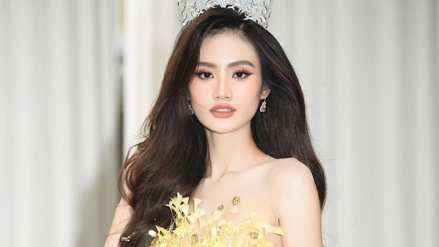 Hoa hậu Huỳnh Trần Ý Nhi - Ảnh: BTC