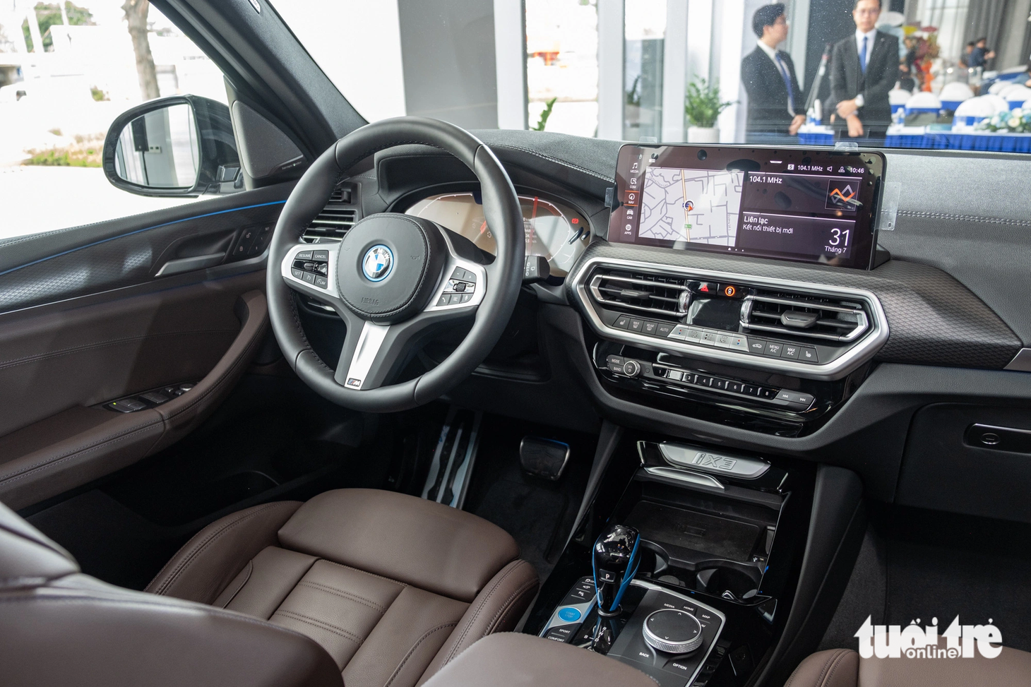 BMW iX3 cực hợp với dân 'phượt' ra mắt Việt Nam: - Ảnh 4.