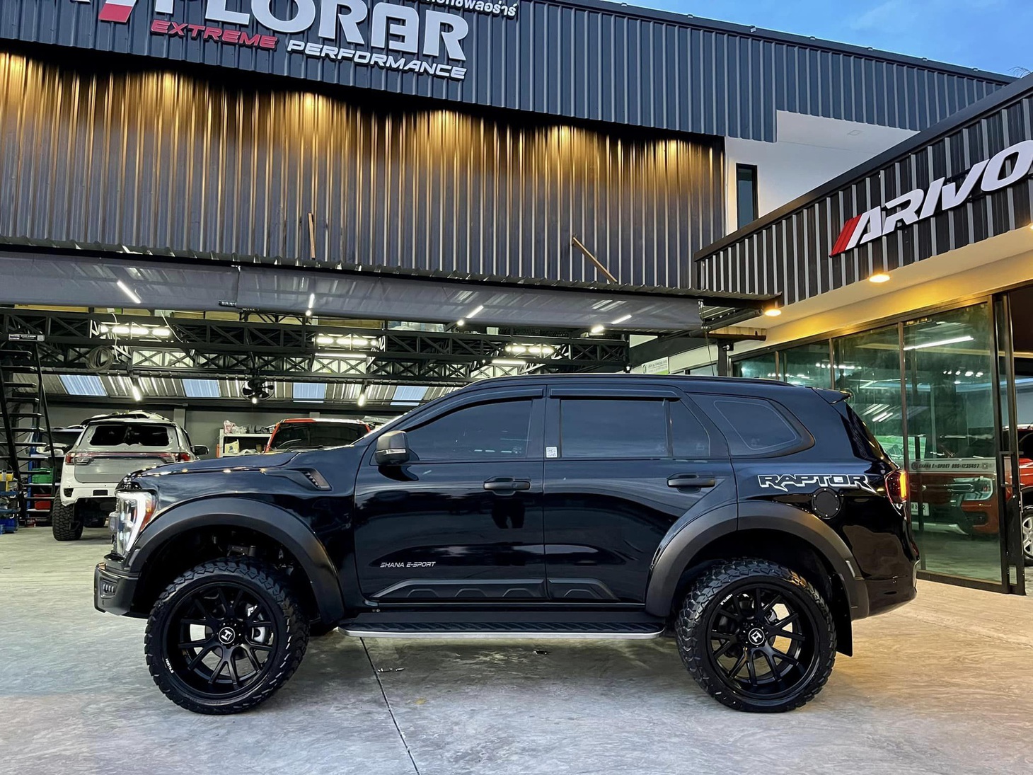 'Ford Everest Raptor' xuất hiện tại Thái Lan - Ảnh 5.