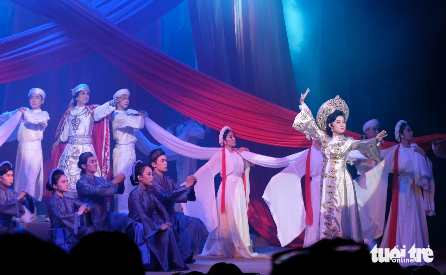 Cảnh trong vở Cô đào hát - Ảnh: LINH ĐOAN