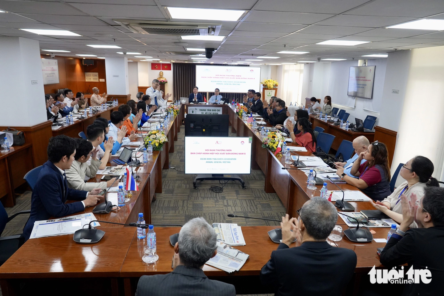 Toàn cảnh Hội nghị Ban chấp hành Hiệp hội Xuất bản Đông Nam Á (ASEAN Book Publishers Association - ABPA), do Hội Xuất bản Việt Nam và UBND TP.HCM tổ chức sáng 15-9 - Ảnh: HỮU HẠNH