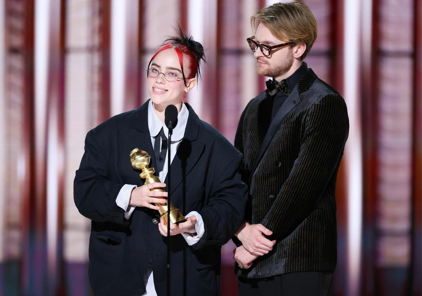 “Cặp bài trùng" Billie Eilish và anh trai Finneas O'Connell lại có thêm một Quả cầu vàng vào bộ sưu tập giải thưởng của họ, với Ca khúc trong phim điện ảnh hay nhất (Best Original Song - Motion Picture) cho What Was I Made For? trong Barbie. Ở hạng mục này, Barbie còn 2 đề cử khác là Dance the Night và I’m Just Ken.