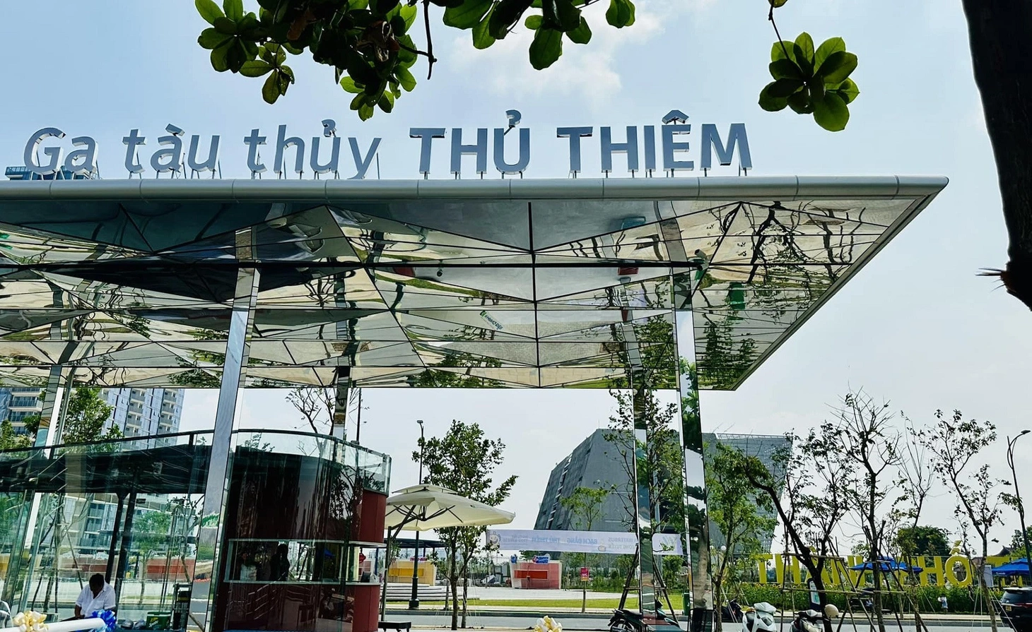 Chữ "ga tàu thủy" được cho là chưa phù hợp
